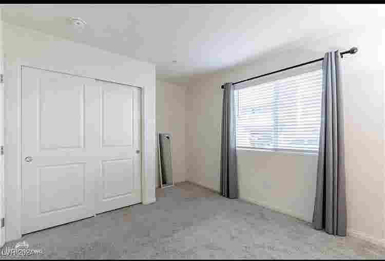 Room for rent north Las Vegas Dec 1