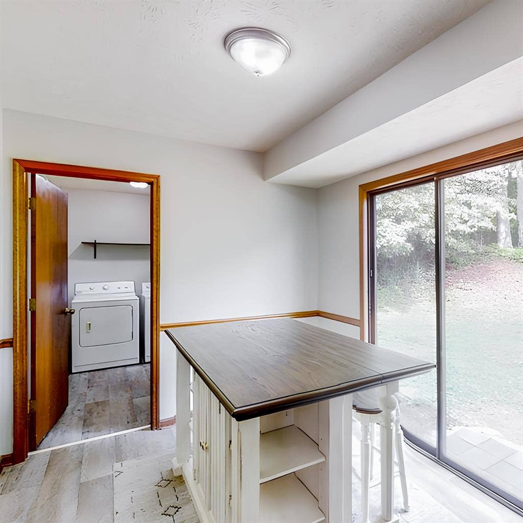 1 BR in Auburn
