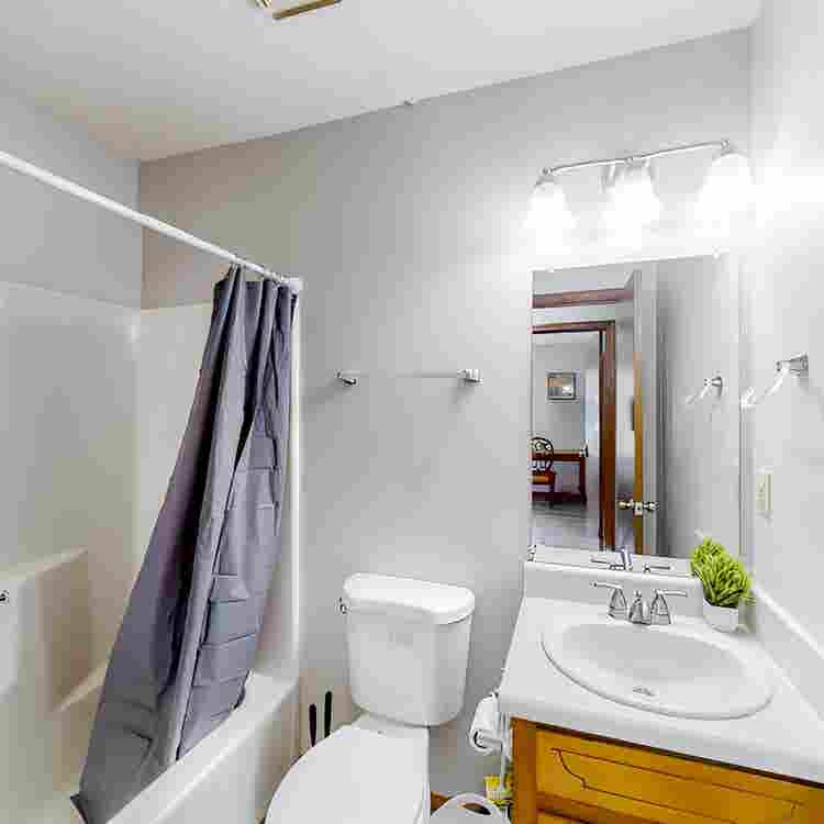 1 BR in Auburn