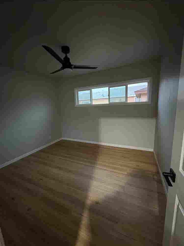 Looking for female roommate