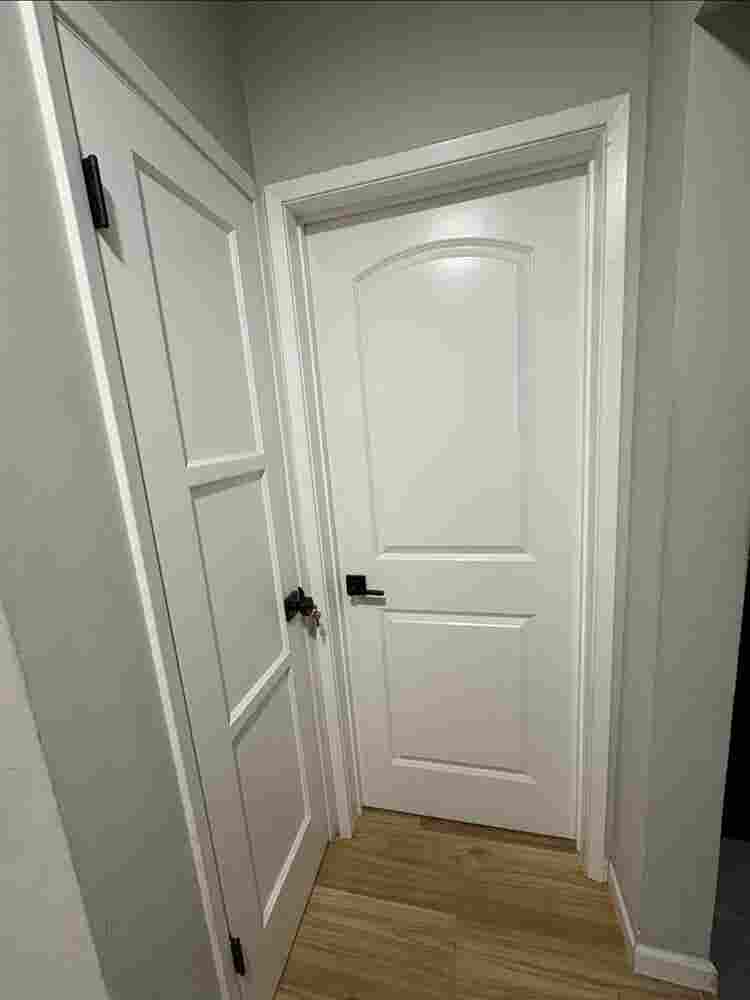Looking for female roommate