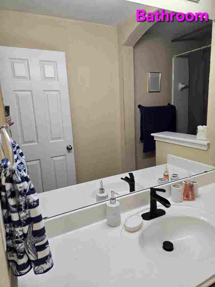 Un- or Furnished Room Frisco TX