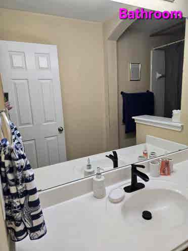 Un- or Furnished Room Frisco TX