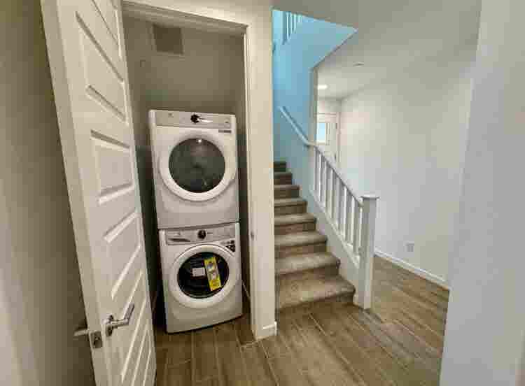 New Mesa TownHome for rent