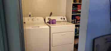Spacious Room Available Female Only