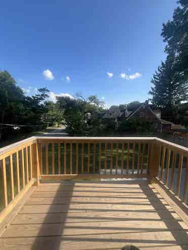 Looking for female roommate