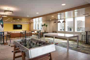 Luxury Cheap Apt (Co-Ed)