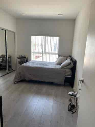 Female roommate wanted 2bd/ba