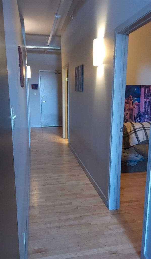 Luxury apartment-exchange district