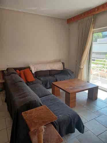 Looking for 2 Roommates