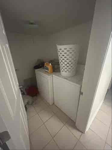 Private Bedroom in 3b
d/2b