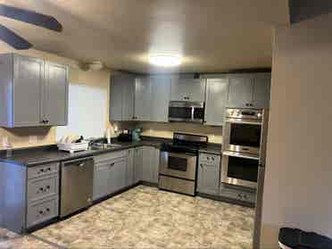 Easy going roommate wanted