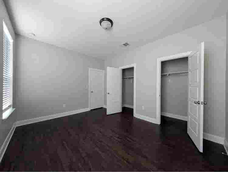 Large room with a big closet