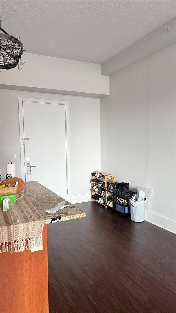 Spacious Two Bed 2 Bath Loft