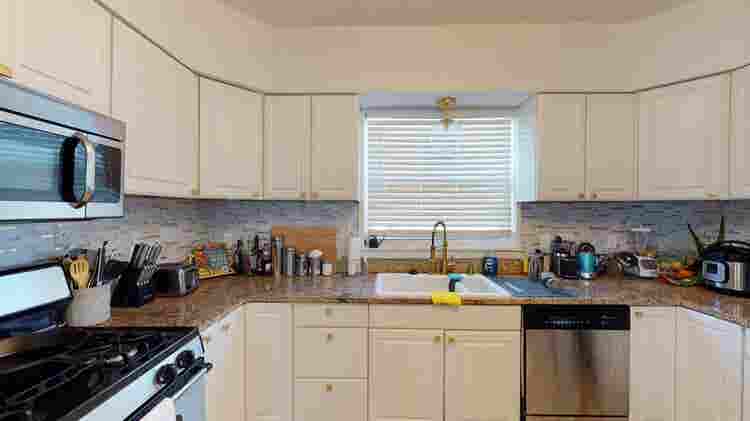 3 BR in Baltimore