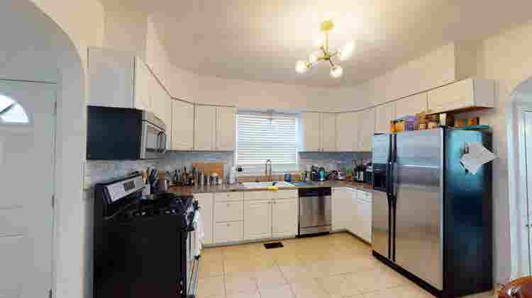 3 BR in Baltimore