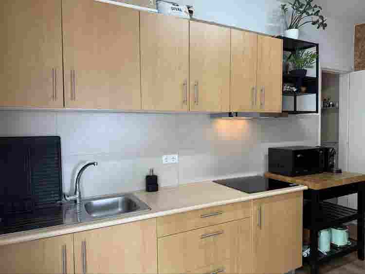 Studio available for holidays