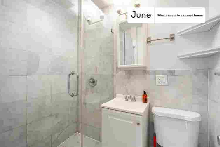 2 BR in New York City