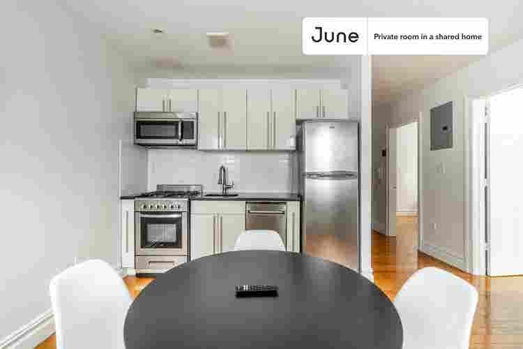2 BR in New York City