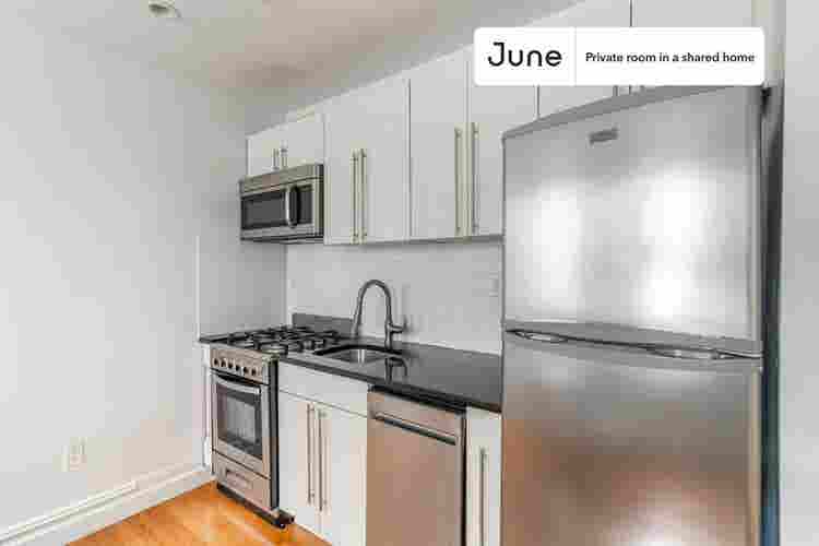 2 BR in New York City
