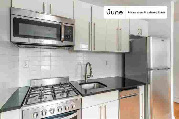 2 BR in New York City