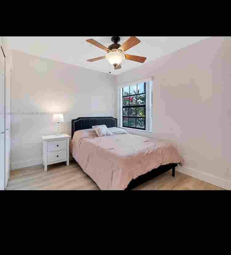 One bedroom and private bathroom.