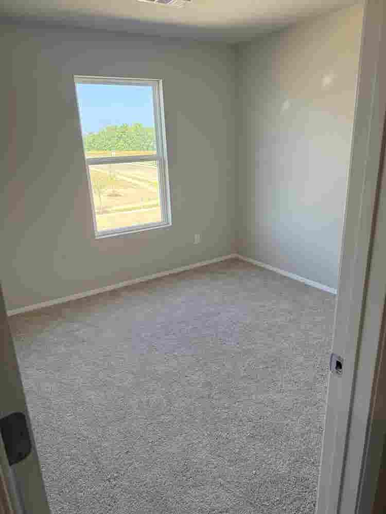 Ready to Move New B Townhouse