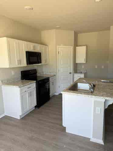 Ready to Move New B Townhouse