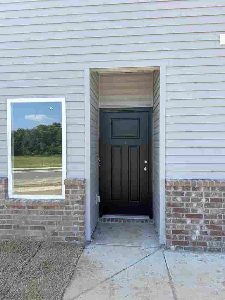 Ready to Move New B Townhouse