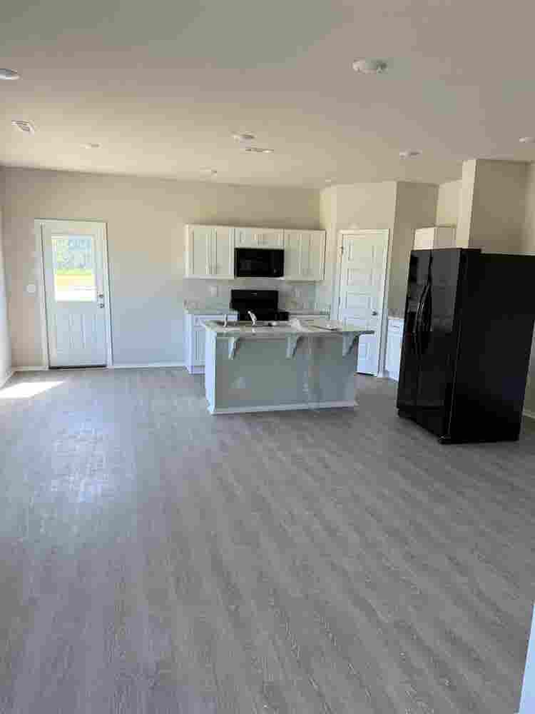 Ready to Move New B Townhouse