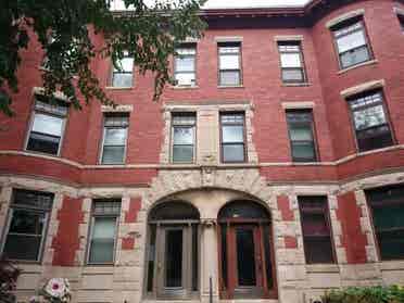 Looking for roommate