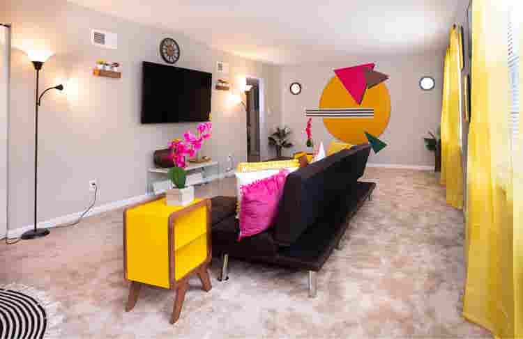 Room For Rent - In buckhead