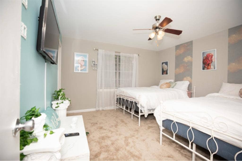 Room For Rent - In buckhead