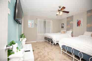Room For Rent - In buckhead