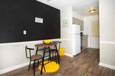 Room For Rent - In buckhead