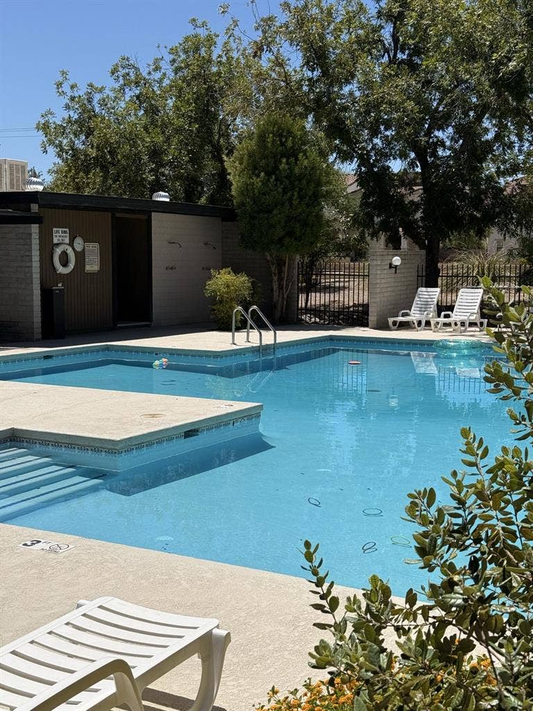 Desert Garden Home - Mid Century