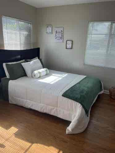 Queen Size 
Beautiful furnished room