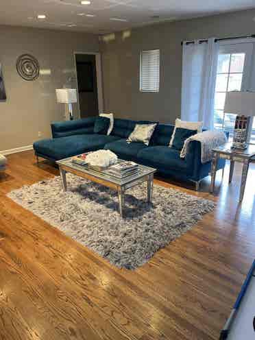 Queen Size 
Beautiful furnished room