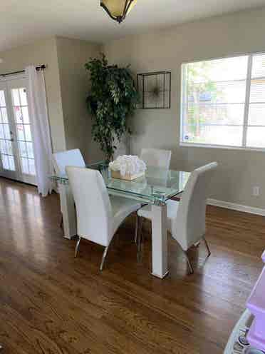 Queen Size 
Beautiful furnished room