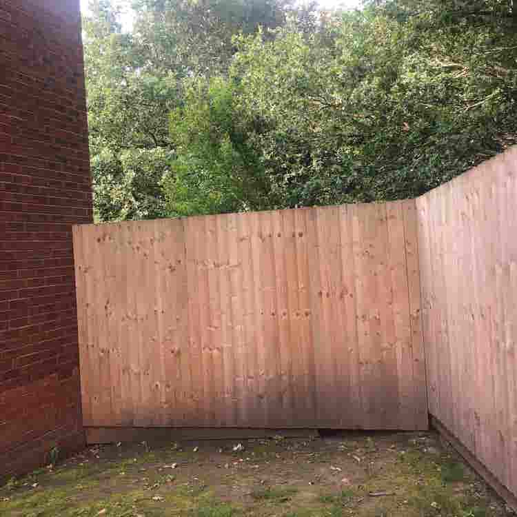 Roommate wanted for a 2bed flat