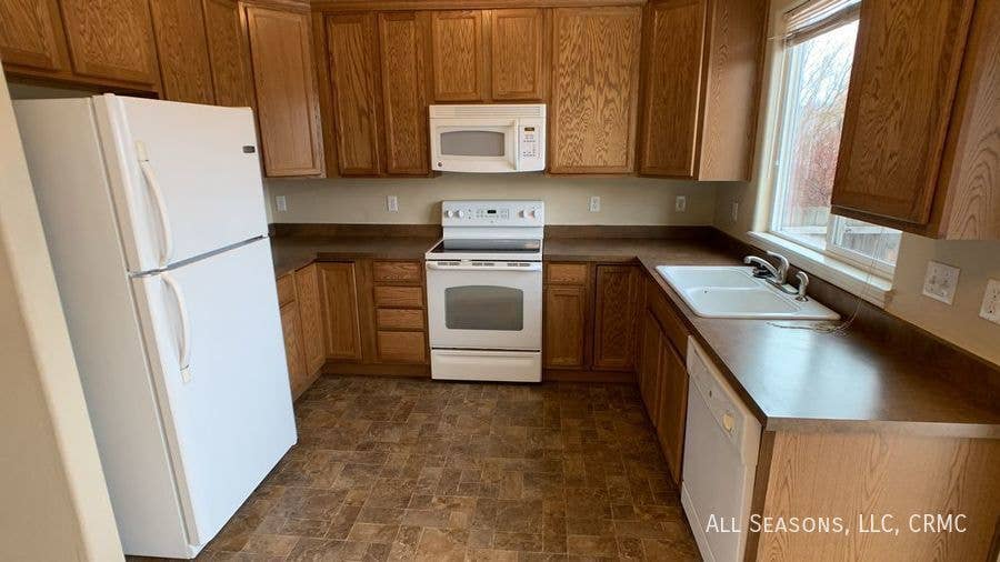 Roommate needed for Sept 1st