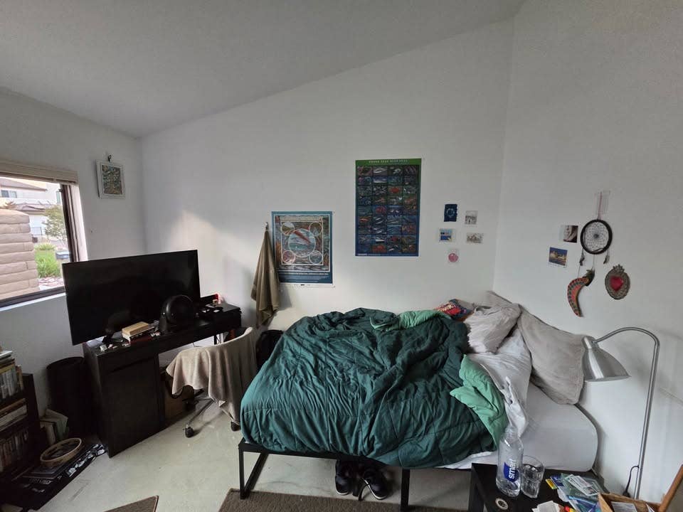 Furnished Bedroom in Townhouse