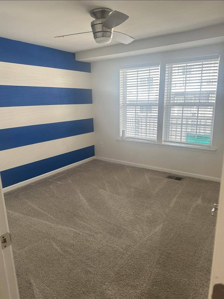 Townhouse semi-gated with security