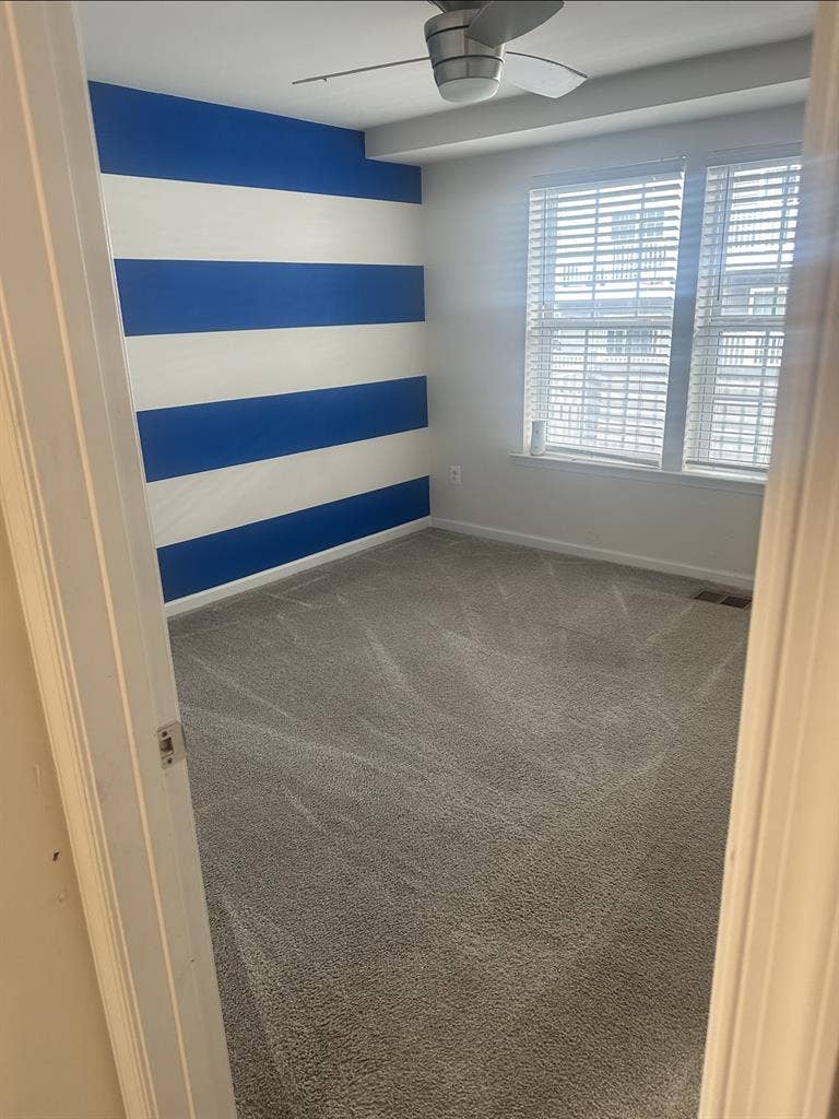 Townhouse semi-gated with security