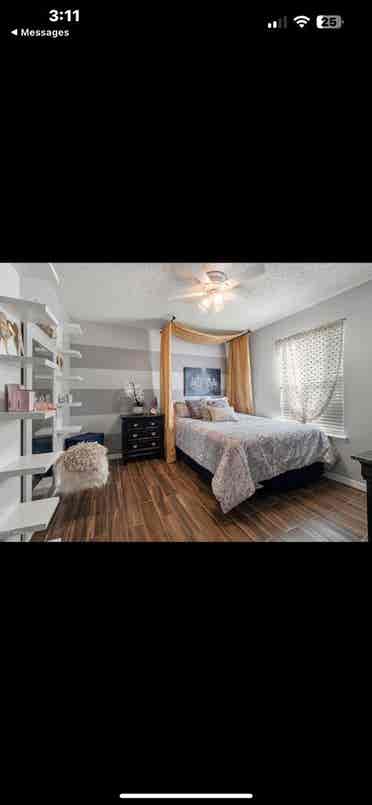 Looking for a roommate