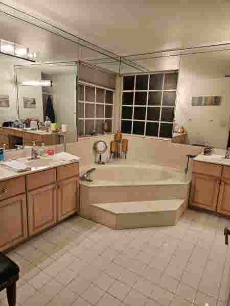 Master Bedroom & Bath in Plantation