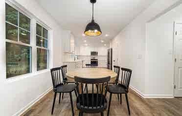 5 BR in Cary