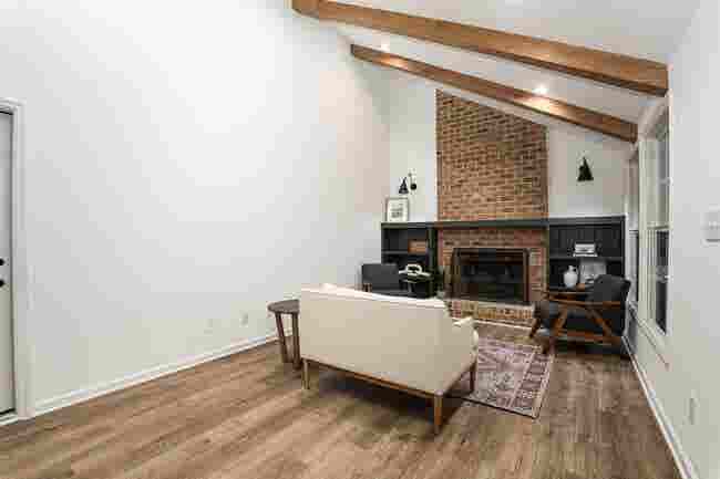 5 BR in Cary