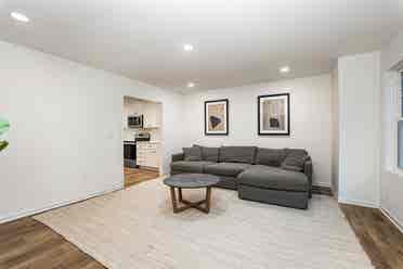 5 BR in Cary