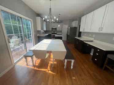 6 BR in Apex